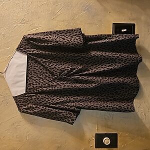 Loft Short Sleeve Gray Leopard Blouse size M